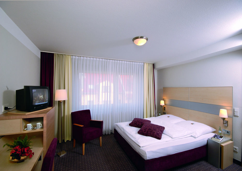 Garten-Hotel Ponick Cologne Extérieur photo